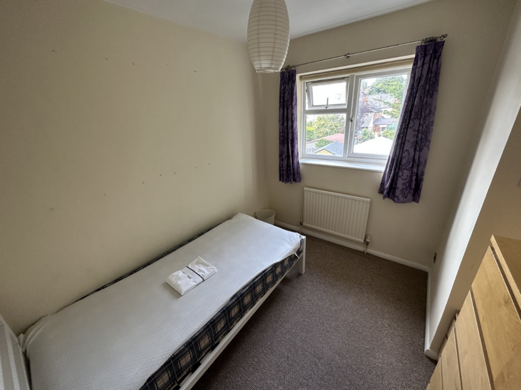 Main image of property: Kimbers Lane, Farnham, GU9