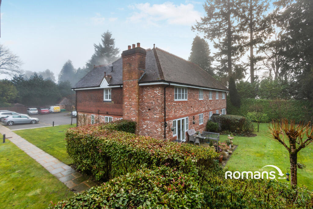 Main image of property: Tennyson Court, Tilford Road, Hindhead, GU26