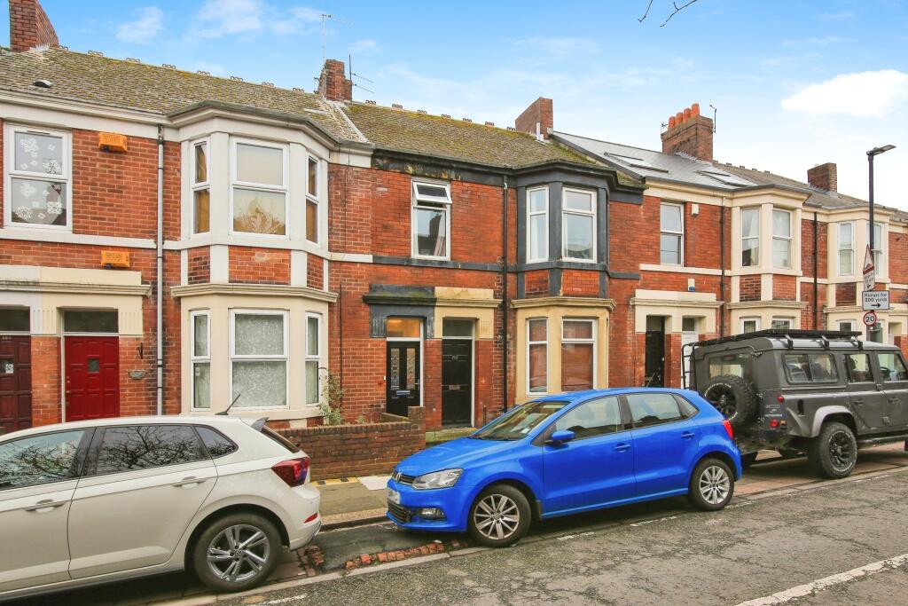3 bedroom terraced house for rent in Helmsley Road, Newcastle upon Tyne, Tyne and Wear, NE2