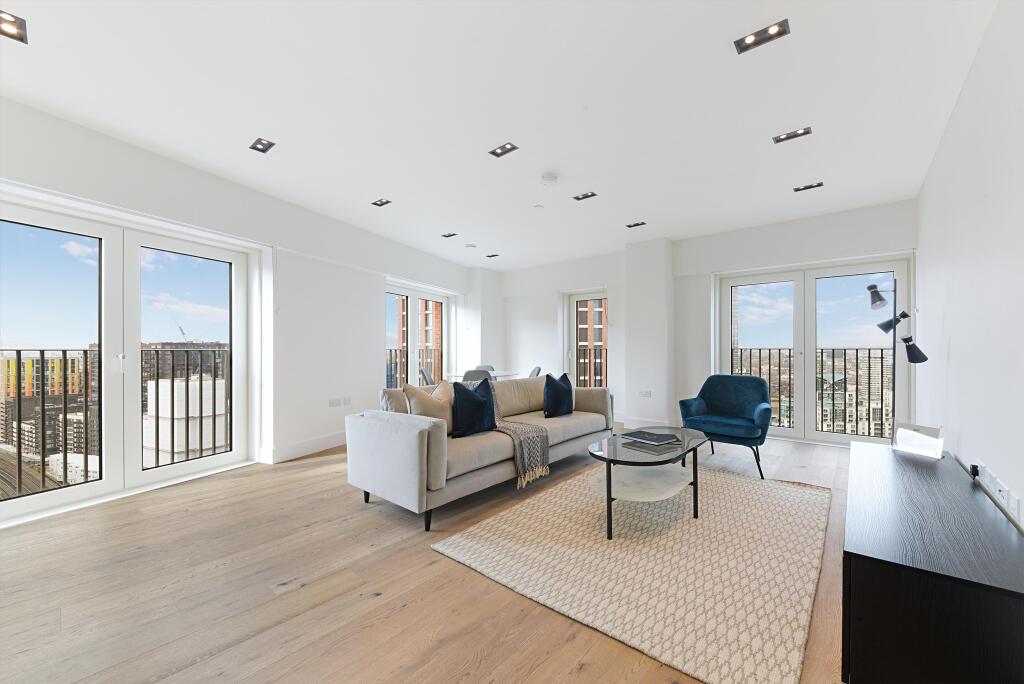 Main image of property: Keybridge Tower, Vauxhall, SW8