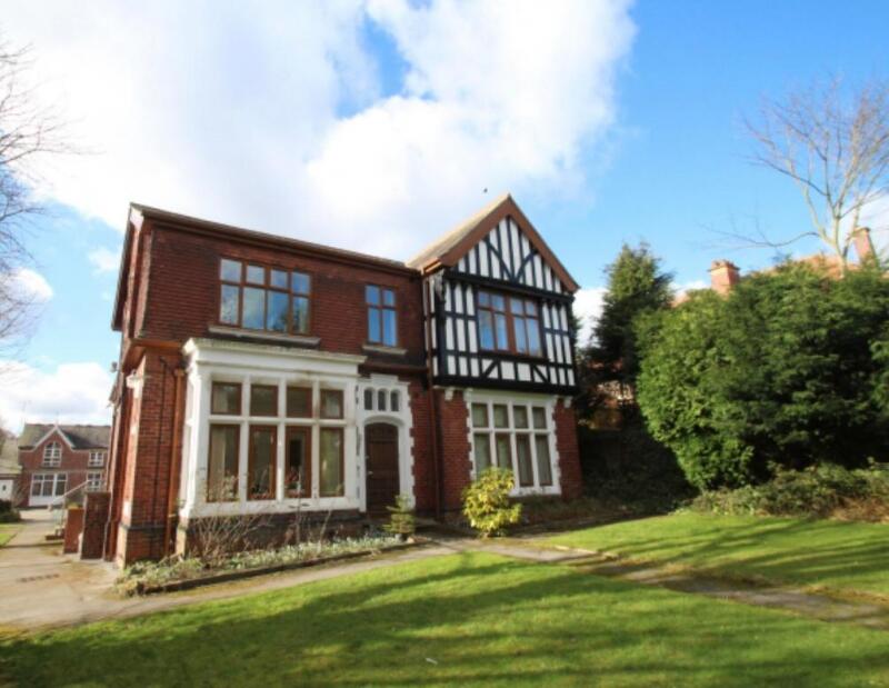 2 bedroom apartment for rent in Harrogate Road, Moortown, Leeds, LS17