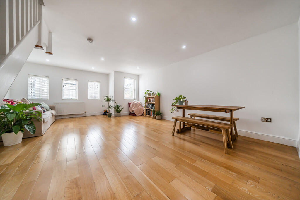 Additional property image - Verulam Road, St Albans