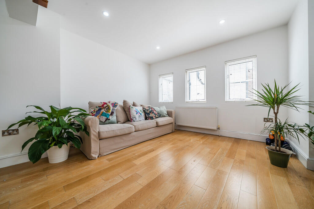 Additional property image - Verulam Road, St Albans