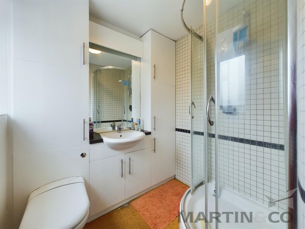 Additional property image - Cravells Road, Harpenden