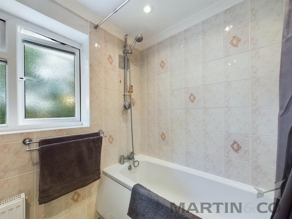Additional property image - Cedarwood Drive, St Albans