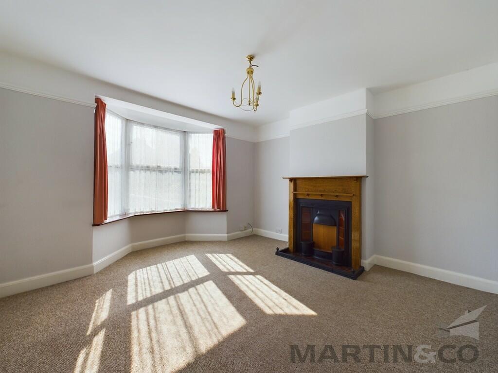 Additional property image - Camp Road, St Albans