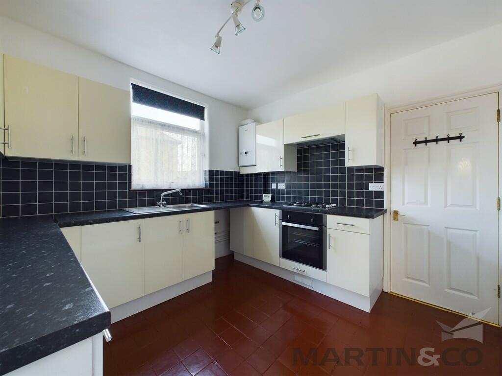 Additional property image - Camp Road, St Albans