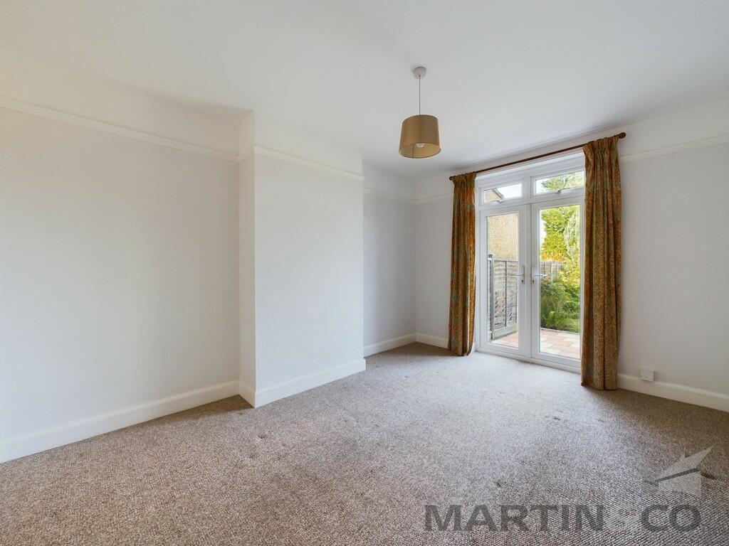 Additional property image - Camp Road, St Albans