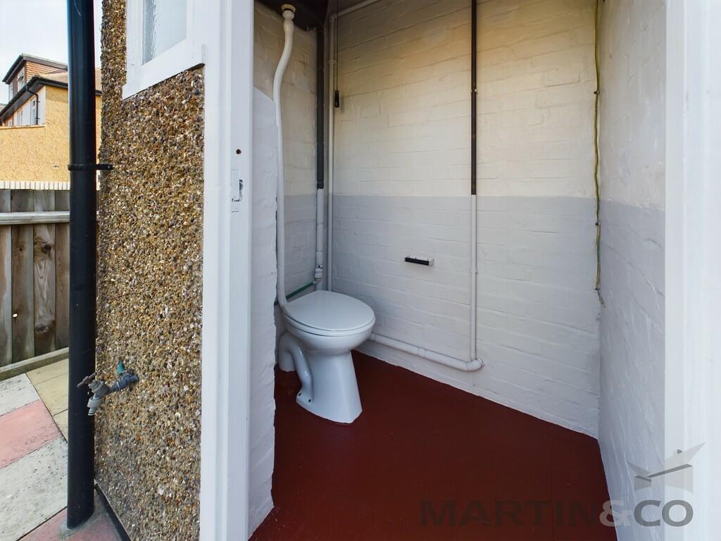 Additional property image - Camp Road, St Albans