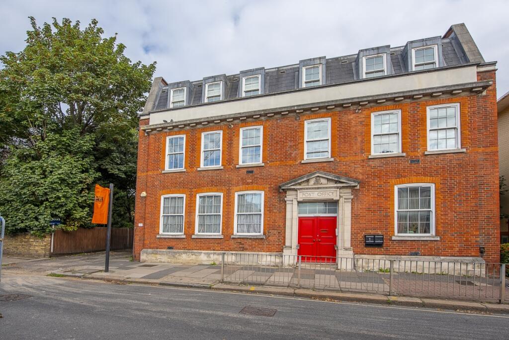 Main image of property: London Road Isleworth TW7