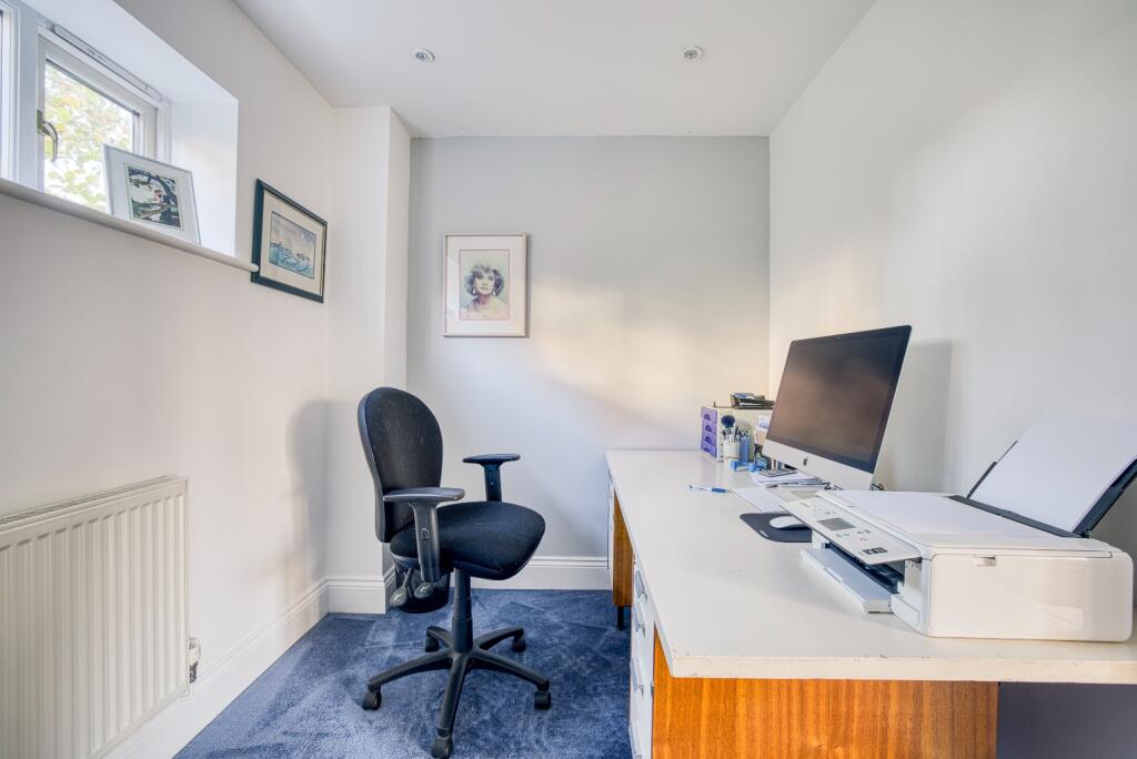 Additional property image - Maple House, 5 Ainstey Drive, Sparkford, Somerset, BA22 7JT