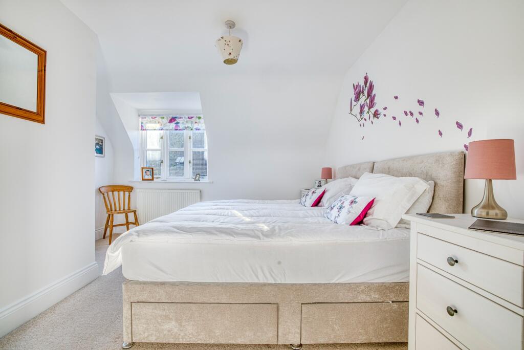Additional property image - Maple House, 5 Ainstey Drive, Sparkford, Somerset, BA22 7JT