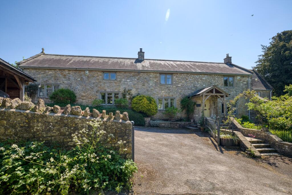 Main image of property: Chesterblade, Shepton Mallet, Somerset, BA4
