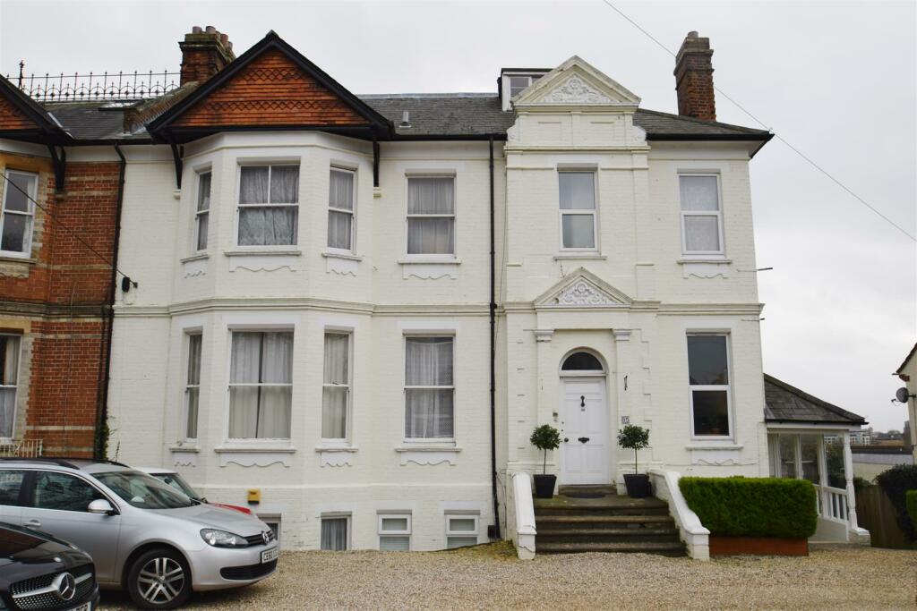 1 bedroom apartment for rent in Henley Road, Caversham, Reading, RG4