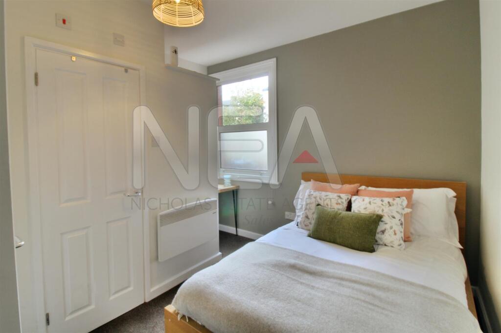 Main image of property: Ormsby Street, Reading