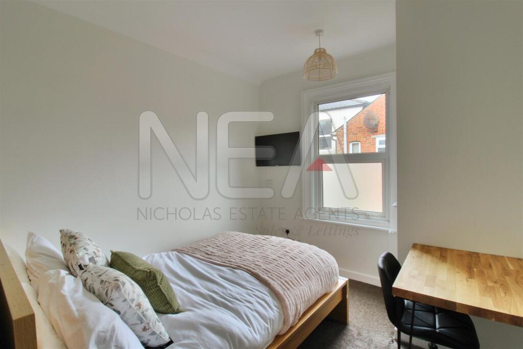 Main image of property: Ormsby Street, Reading