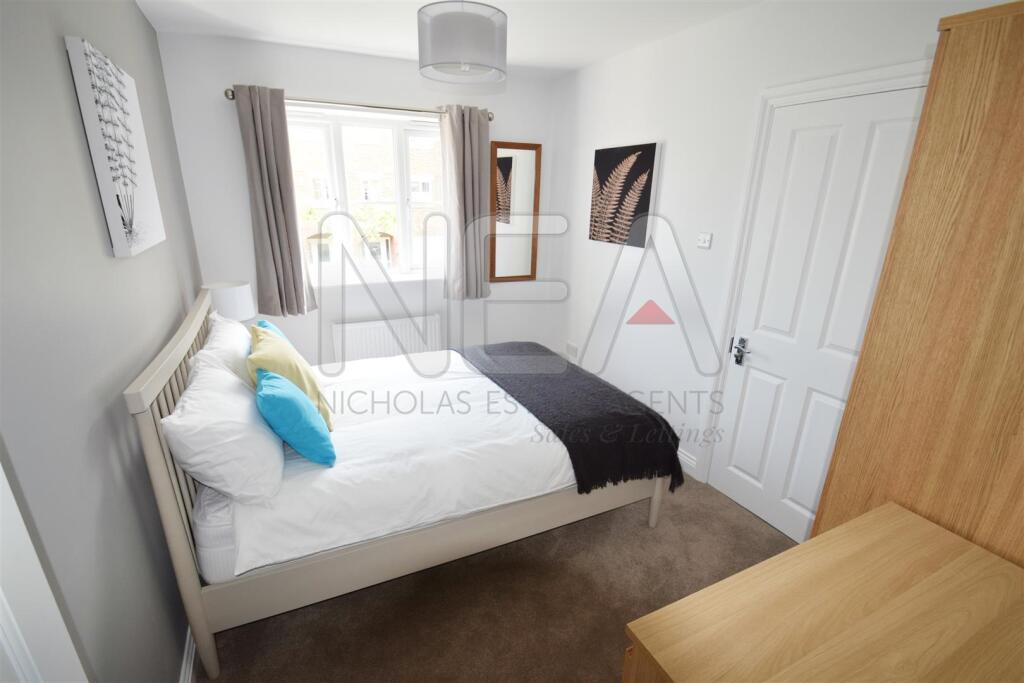 Main image of property: Cintra Close, Reading, Berkshire