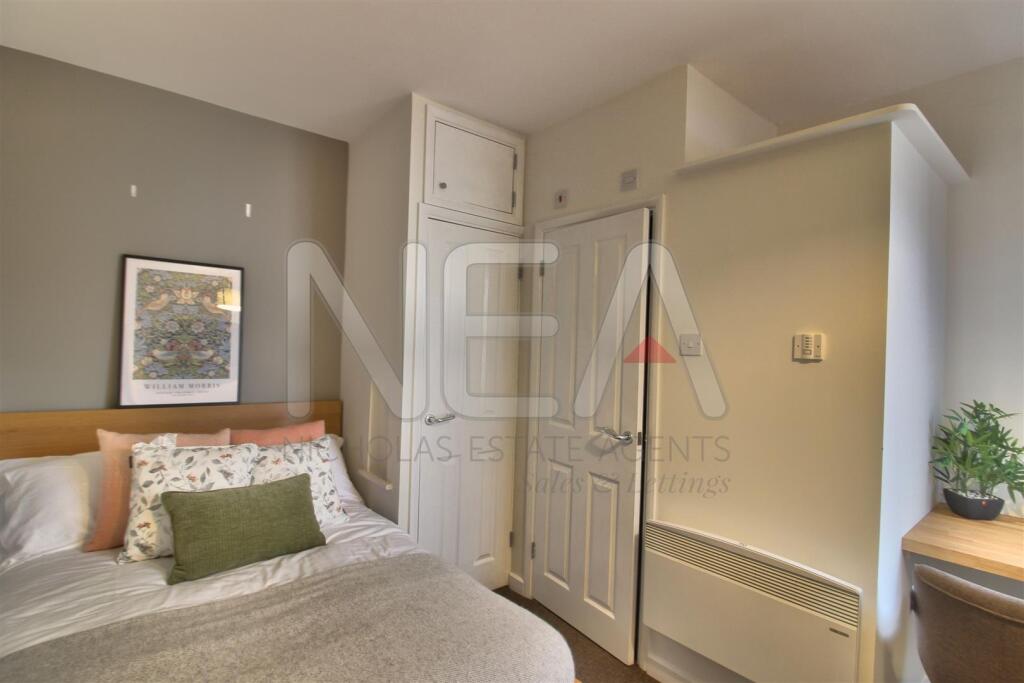 Main image of property: Ormsby Street, Reading