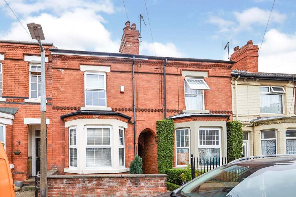 Main image of property: Montague Road, Hucknall, Nottingham, Nottinghamshire, NG15