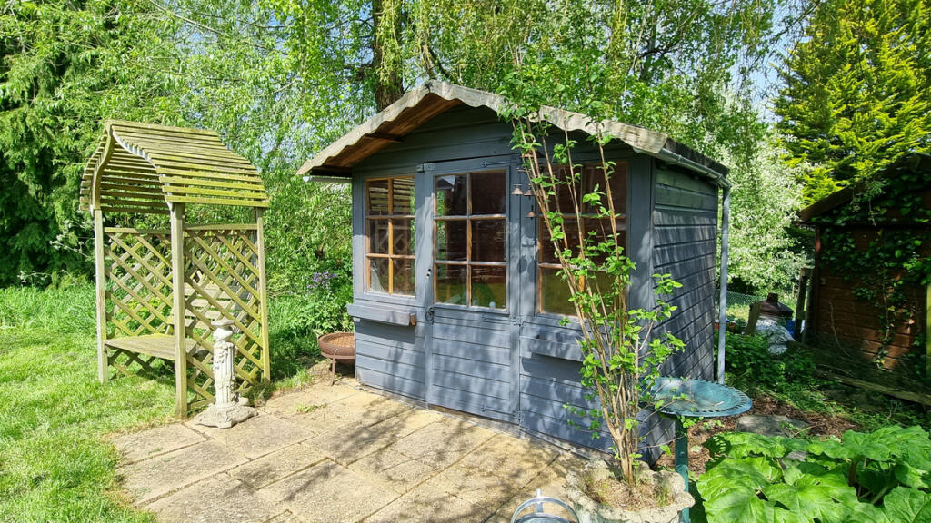 Additional property image - Spire Bank, Southam, CV47