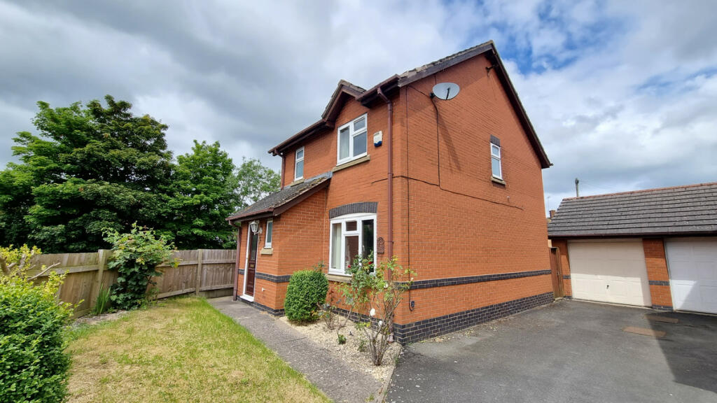 3 bedroom detached house for sale in Wilcox Close, Itchington, CV47