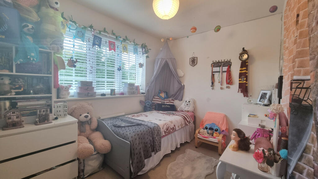 Additional property image - Moorhen Grove, Southam, CV47