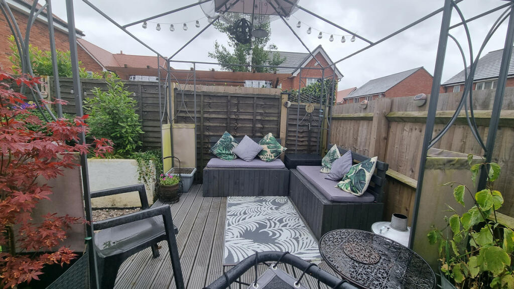 Additional property image - Moorhen Grove, Southam, CV47