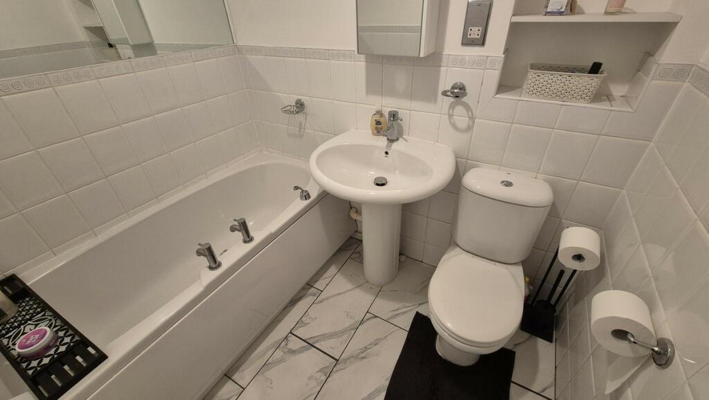 Additional property image - The Furrows, Southam, CV47