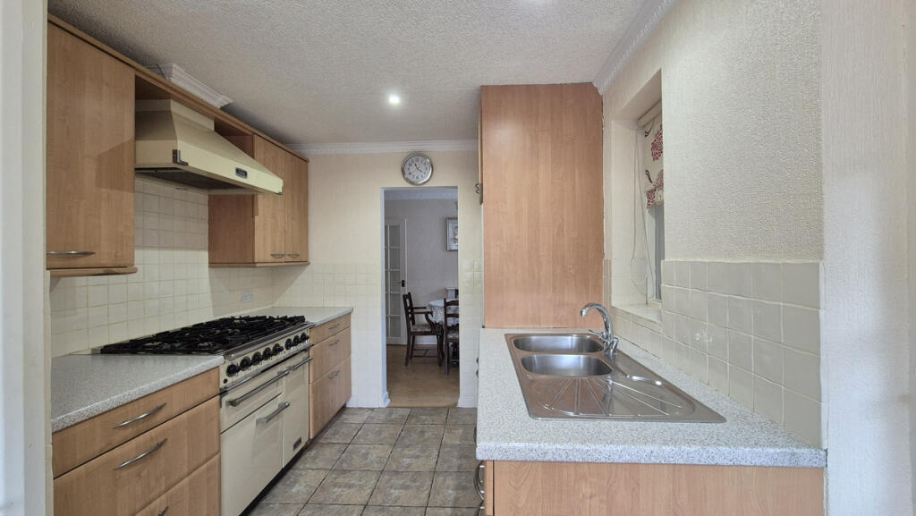 Additional property image - St Marys Close, Southam, CV47
