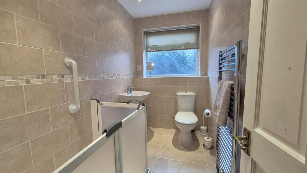 Additional property image - St Marys Close, Southam, CV47