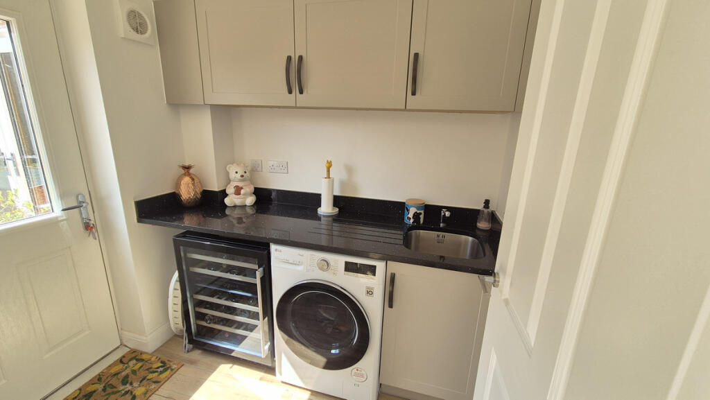 Additional property image - Quarry View, Bishops Itchington, CV47