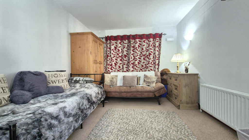 Additional property image - Marton Road, Long Itchington, CV47