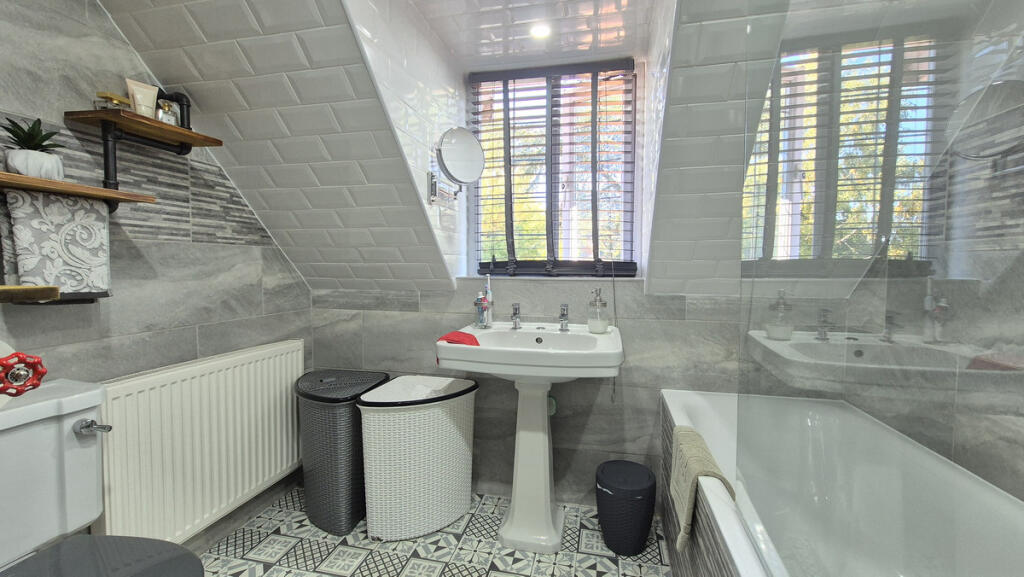 Additional property image - Marton Road, Long Itchington, CV47