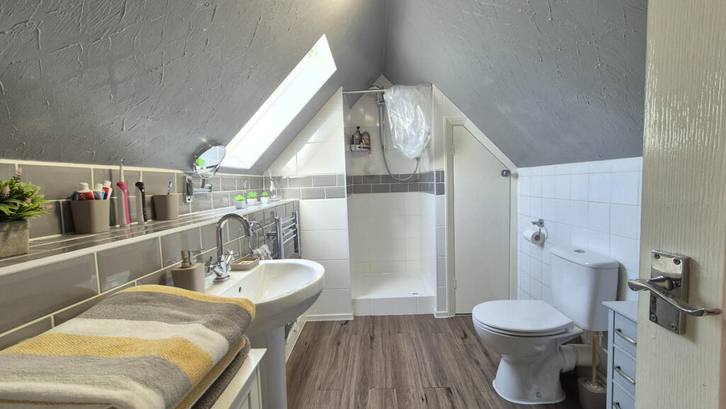 Additional property image - Marton Road, Long Itchington, CV47