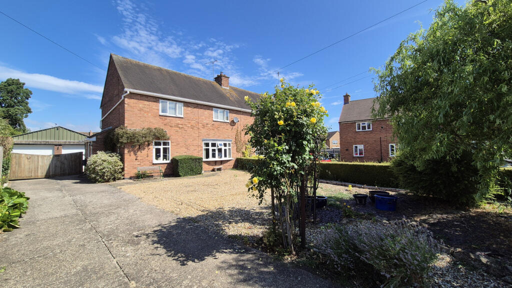 Main image of property: Manor Road, Stockton, CV47
