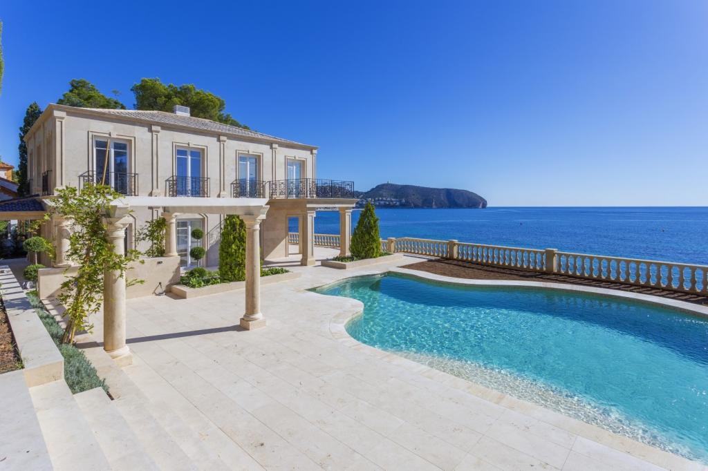 4 bedroom villa for sale in Moraira, Spain