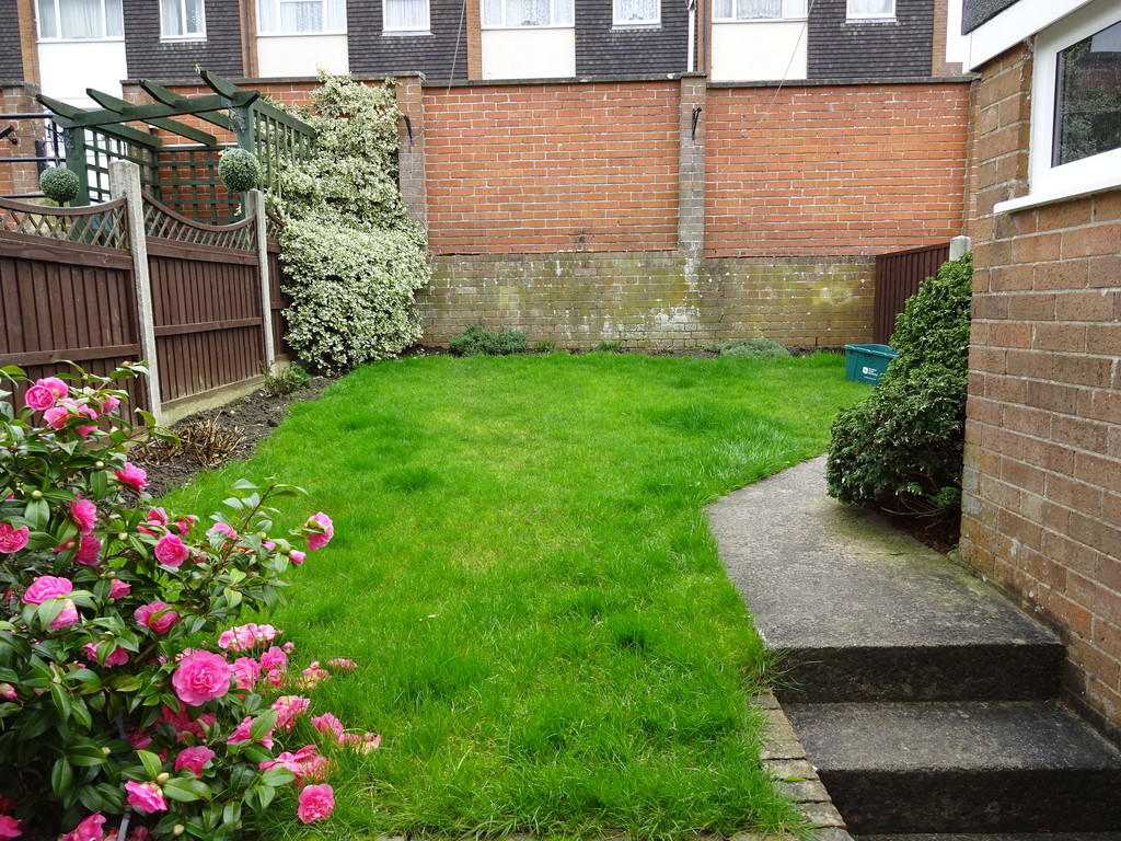 3 bedroom terraced house for sale in Wentworth Road, Yeovil, BA21