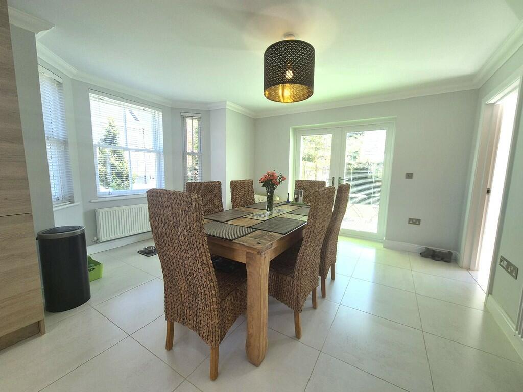 Additional property image - Wimble Stock Way, Yeovil