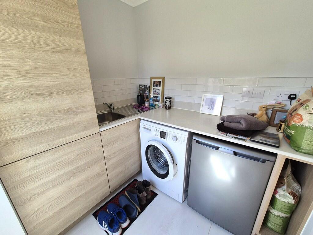 Additional property image - Wimble Stock Way, Yeovil