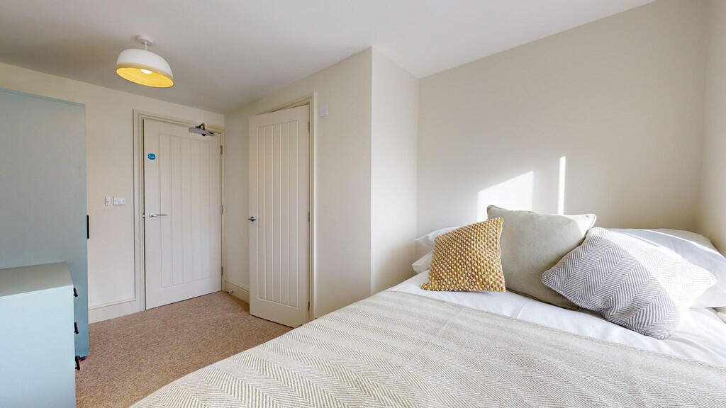 Additional property image - Farm Road, Street