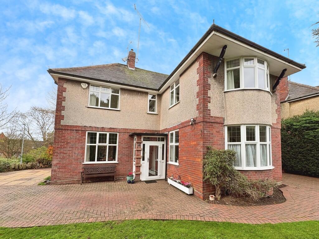 Main image of property: Swallowcliffe Gardens, Yeovil