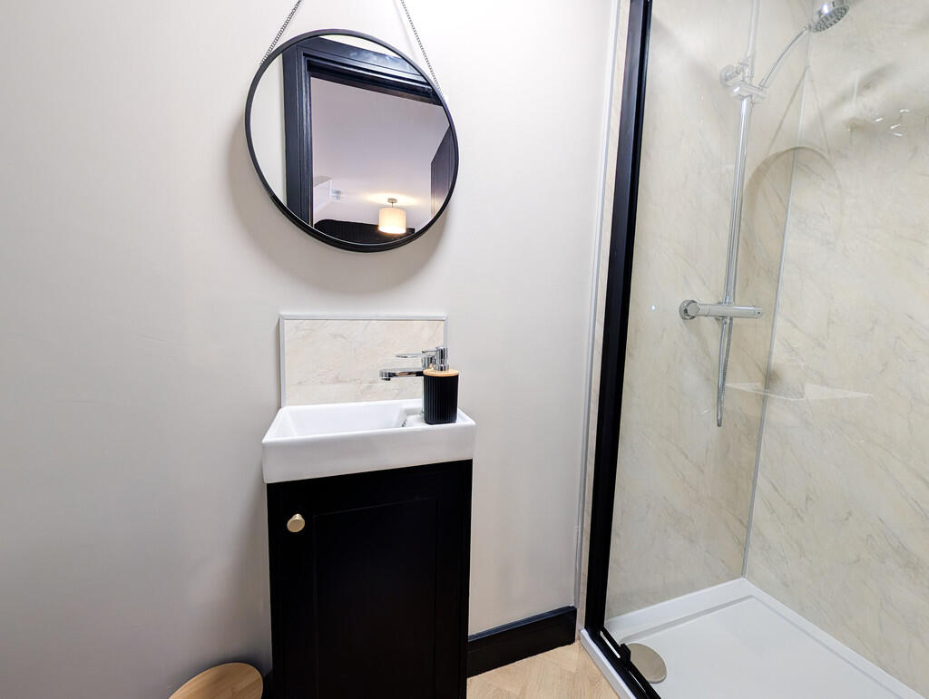 Additional image 7 of The Avenue, Yeovil