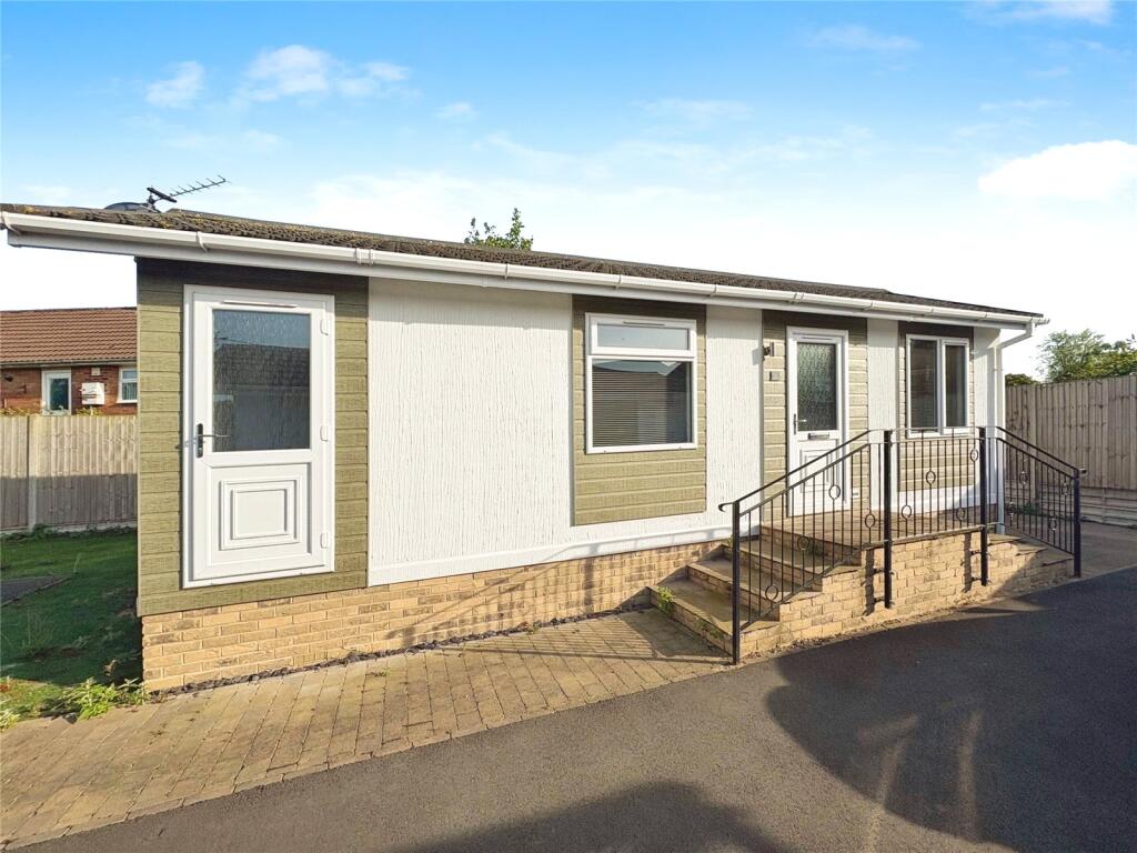 Main image of property: Featherstone Park, New Road, Featherstone, Wolverhampton, WV10