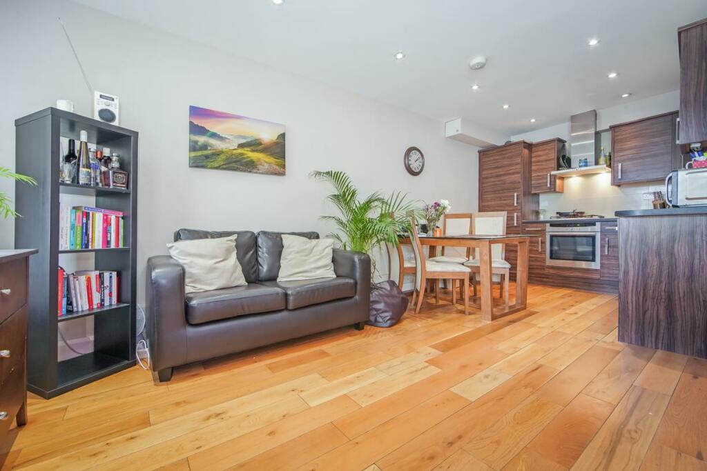 1 bedroom apartment for rent in Clapham High Street, Clapham, SW4