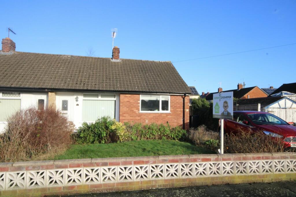 2 bedroom bungalow for sale in Hatchmere Drive, Chester, CH3