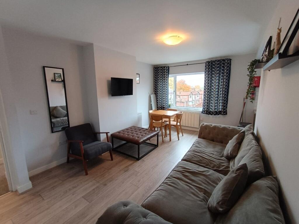 Main image of property: 2a Claremont, Sale