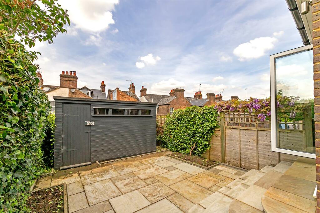 Additional property image - West View Road, St Albans