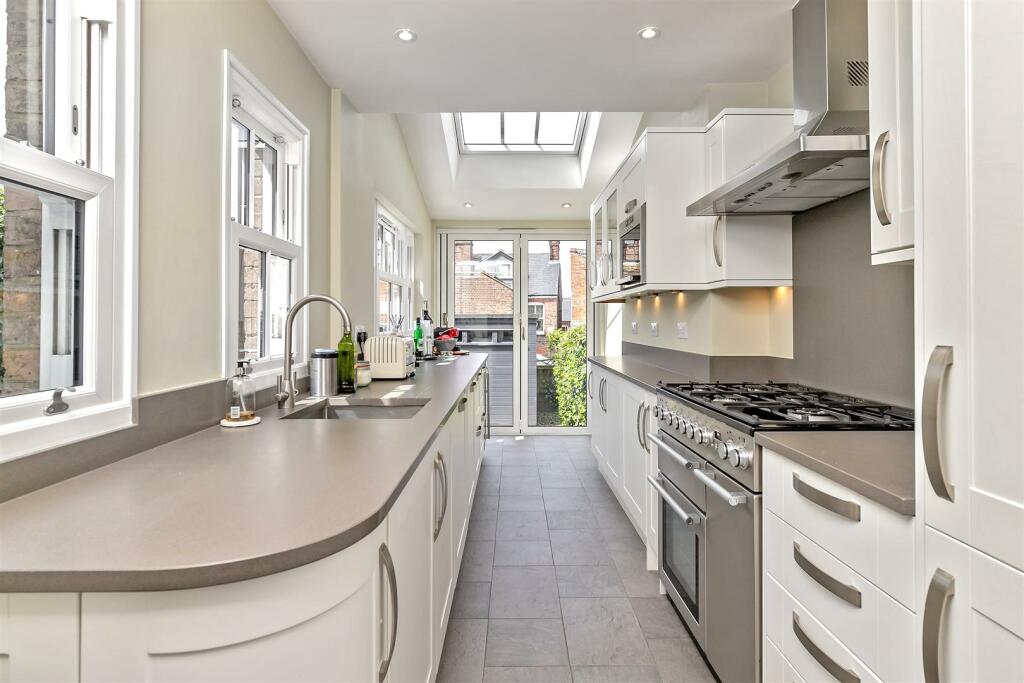 Additional property image - West View Road, St Albans