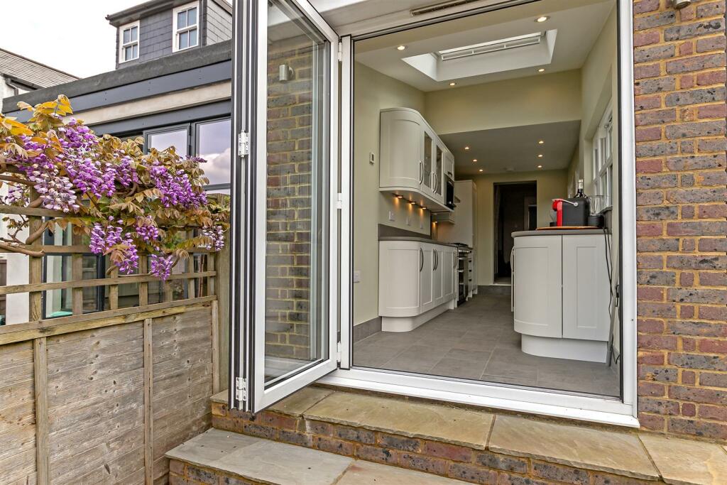 Additional property image - West View Road, St Albans