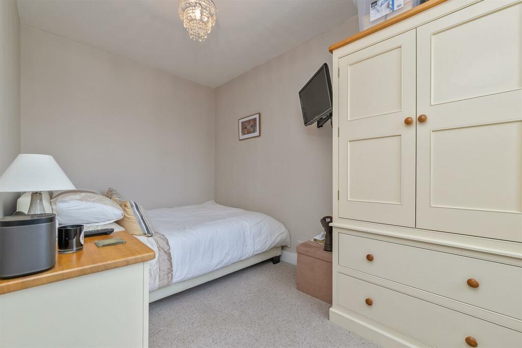 Additional property image - West View Road, St Albans